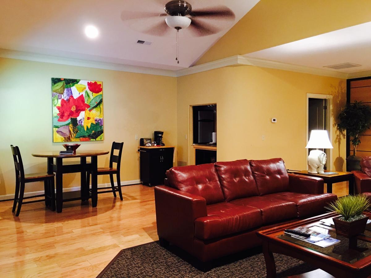 Southern Comfort Suites Mayfield Bagian luar foto